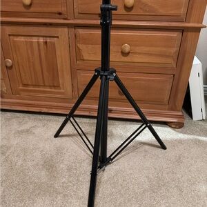 Adjustable Black Tripod Stand